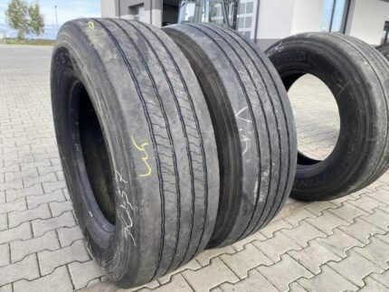 315/70R22.5  PIRELLI ITINERIS S 90 SERIES / 7-8mm